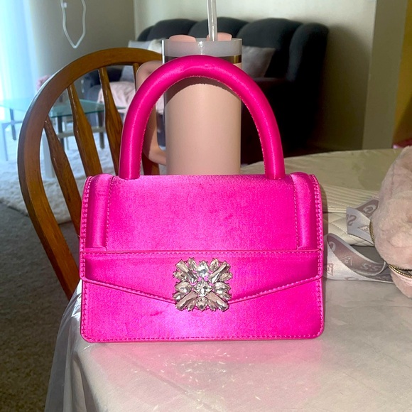 Pink purse🩷 - Picture 1 of 8